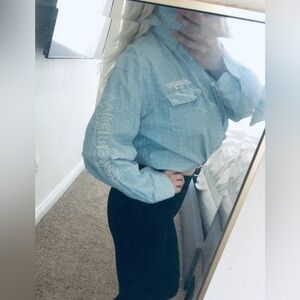 Wrangler Blue and White Geometric Pattern Shirt